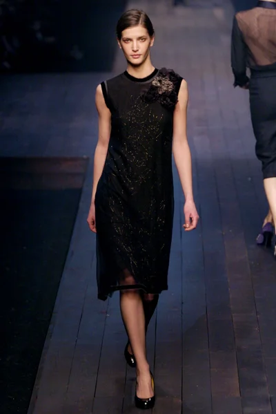 Look 18